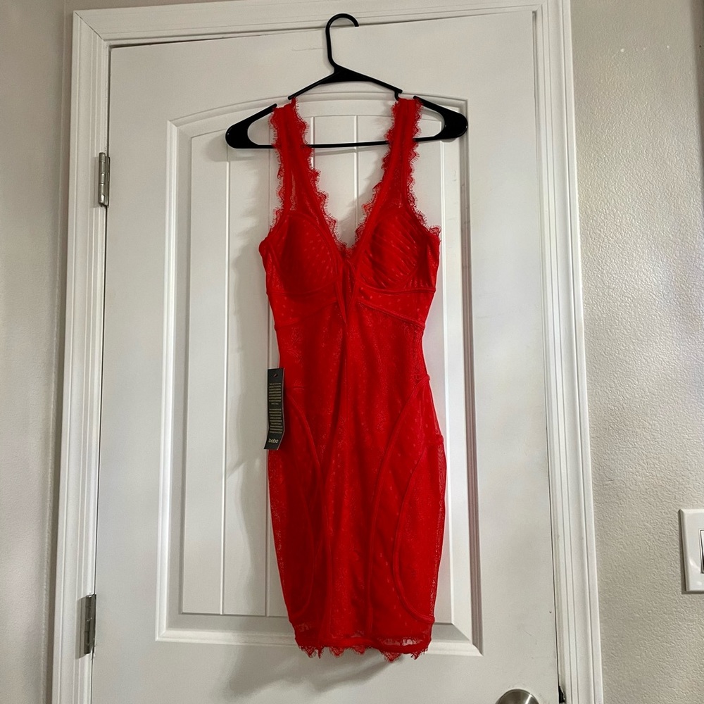 Red Bebe XS lace dress